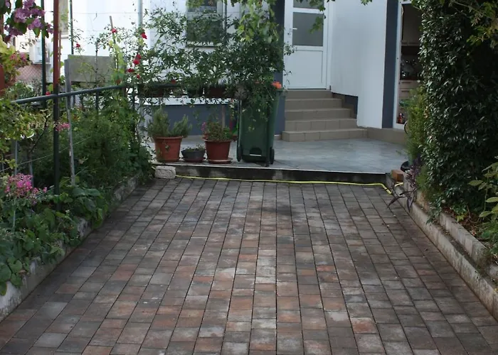 With Parking Space - 21605 شقة زادار